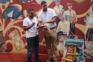 FODEARTE REALIZA ENTREGA DE HERRAMIENTAS AL ARTESANO EDUARD HIPOLITO BRITO TERRERO