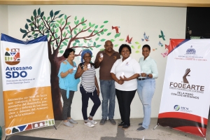 FODEARTE REALIZA JORNADAS DE CARNETIZACIÓN EN SANTO DOMINGO OESTE