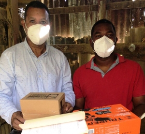 FODEARTE REALIZA ENTREGA DE HERRAMIENTAS AL ARTESANO DANIEL DANNY