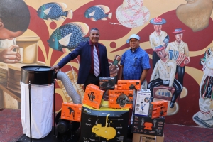 FODEARTE REALIZA ENTREGA DE HERRAMIENTAS AL ARTESANO GIOVANNY SÁNCHEZ ESPINAL