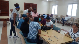 FODEARTE IMPARTE TALLER DE TEJIDOS ARTESANALES EN VILLA MELLA