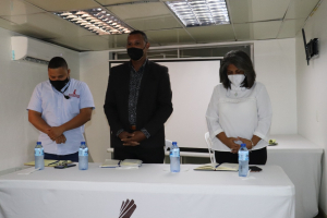 ARTESANOS EXPRESAN SUS INQUIETUDES Y NECESIDADES AL DIRECTOR DE FODEARTE