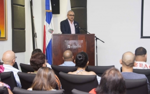 DIRECTOR FODEARTE EXPONE SOBRE “LA ARTESANÍA DOMINICANA DE ESTE SIGLO”