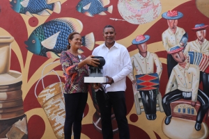 FODEARTE REALIZA ENTREGA DE HERRAMIENTAS A LA ARTESANA DAICY DAVID
