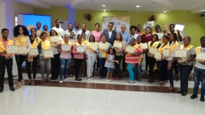 FODEARTE culmina jornada de formación artesanal en Pedernales.