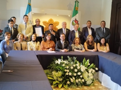 FODEARTE expresa su agradecimiento por el éxito de la Primera Semana Dominicana del Larimar en Guatemala