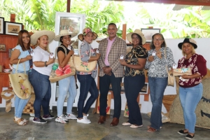 FODEARTE REALIZA JORNADA DE CARNETIZACIÓN EN MAO