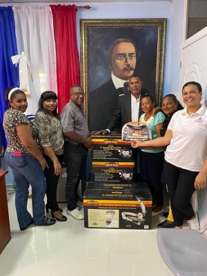 FODEARTE REALIZA ENTREGA DE HERRAMIENTAS A LA ASOCIACIÓN DE ARTESANOS DE JIMANÍ (ARTEJI)