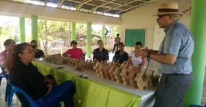 FODEARTE SE REUNE CON ARTESANOS DE MONTECRISTI. IMPARTIRA TALLERES ARTESANALES EN SANTIAGO RODRIGUEZ Y DAJABON